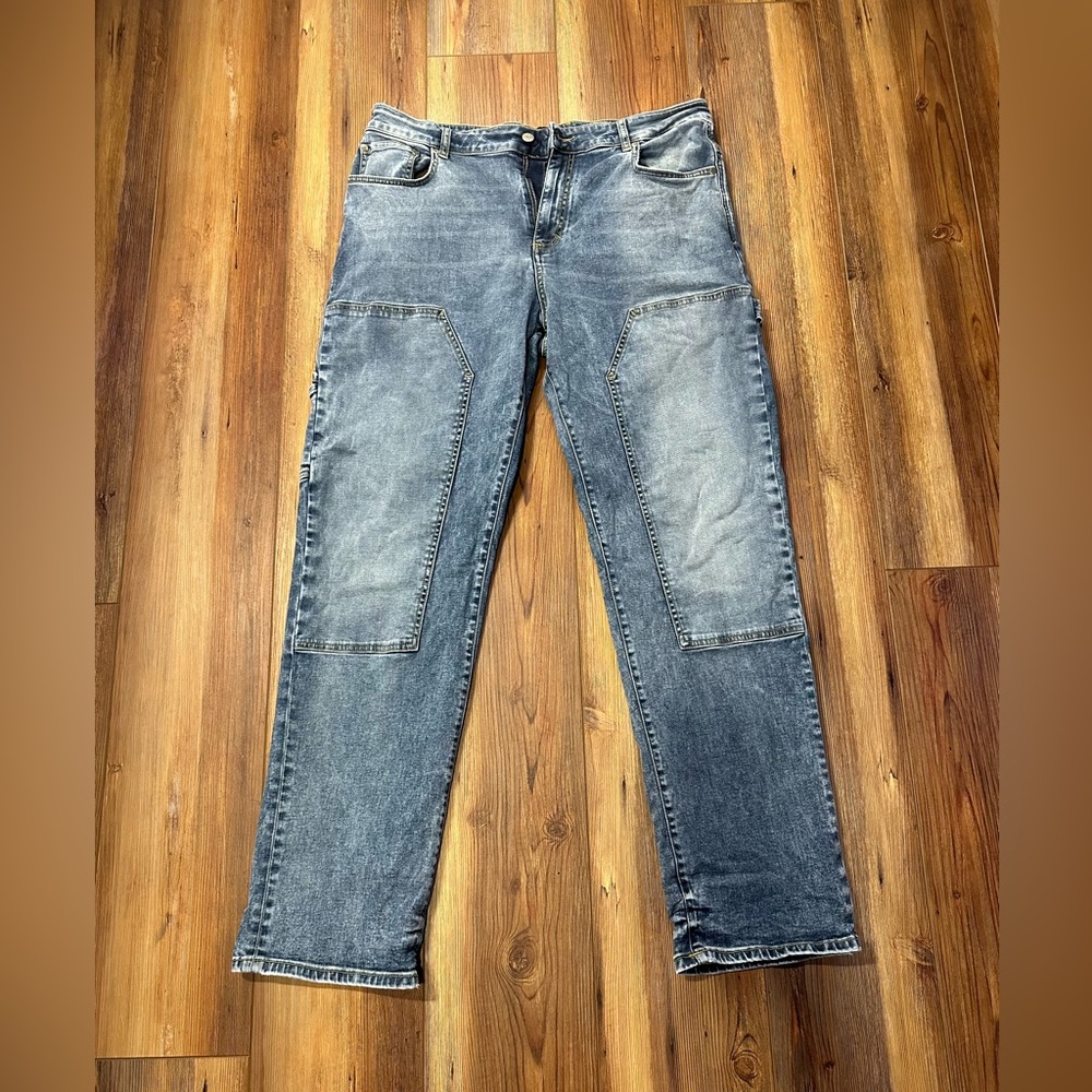 Represent CLO Carpenter Jeans